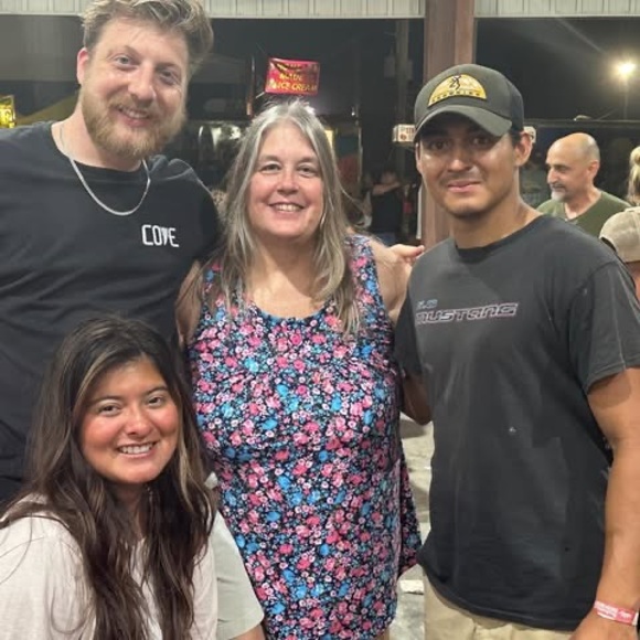 Meet your Posher, Denise - Picture 1 of 1